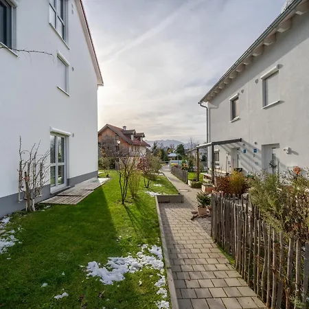 Daire Liboria: Stylisches Haus; Sauna ; 4min Zum Seehausen am Staffelsee