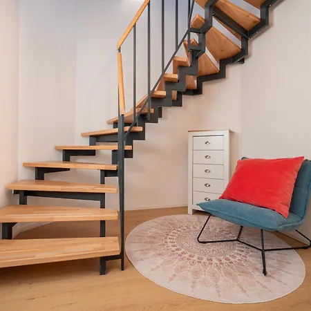 Liboria: Stylisches Haus; Sauna ; 4min Zum Apartment *