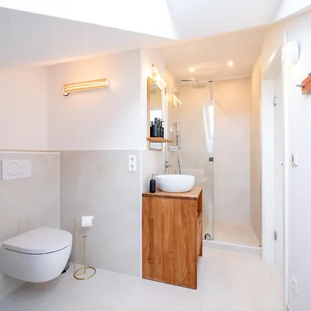 Διαμέρισμα Liboria: Stylisches Haus; Sauna ; 4min Zum *