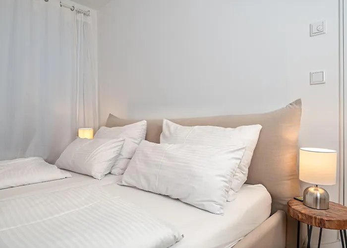 Liboria: Stylisches Haus; Sauna ; 4min Zum *
