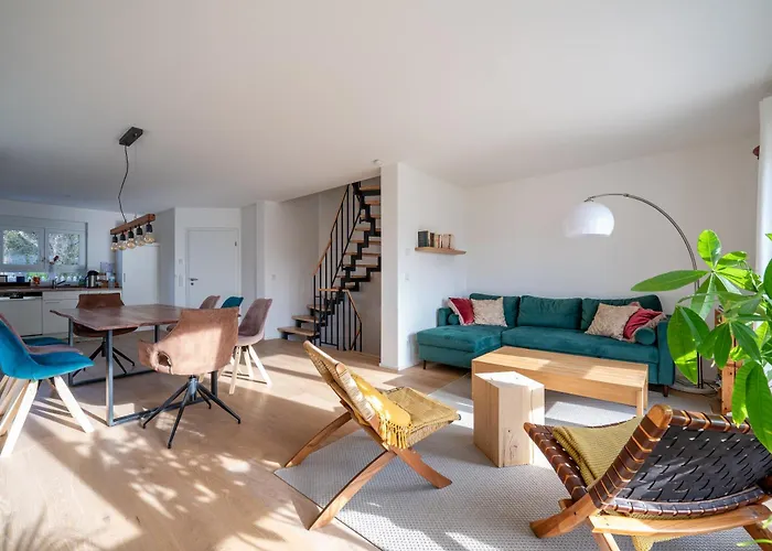 Liboria: Stylisches Haus; Sauna ; 4min Zum * Seehausen am Staffelsee