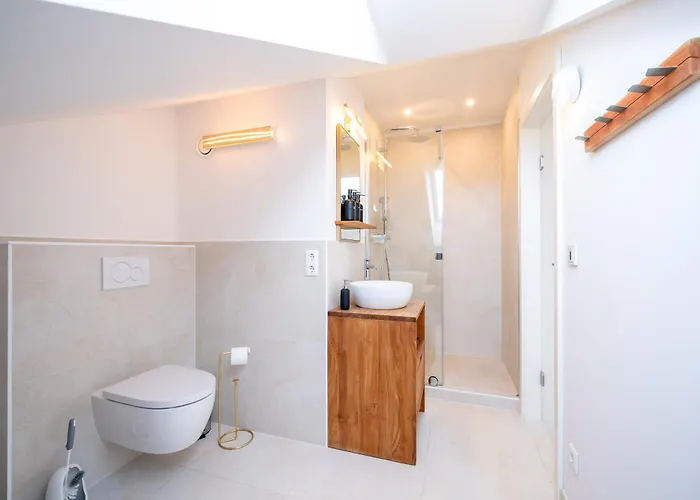 Daire Liboria: Stylisches Haus; Sauna ; 4min Zum *